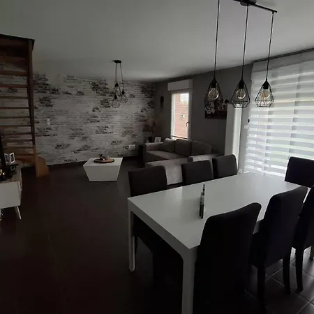 Maison 2 A 10 Pers Max * Herin